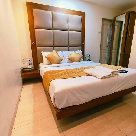 Apex Hotel Mumbai Exterior photo