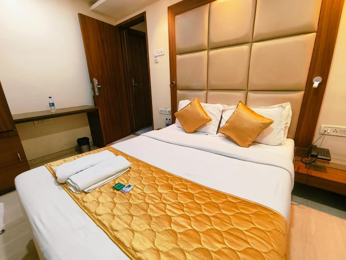Apex Hotel Mumbai Exterior photo